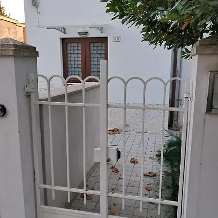 شقة Casa Al Mare-apartment Near The Sea-free Park